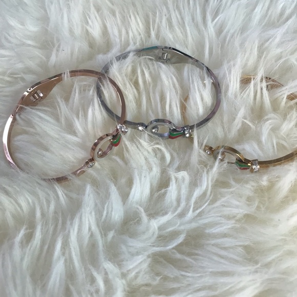 Gold silver or rose gold bangle bracelet - Picture 2 of 8